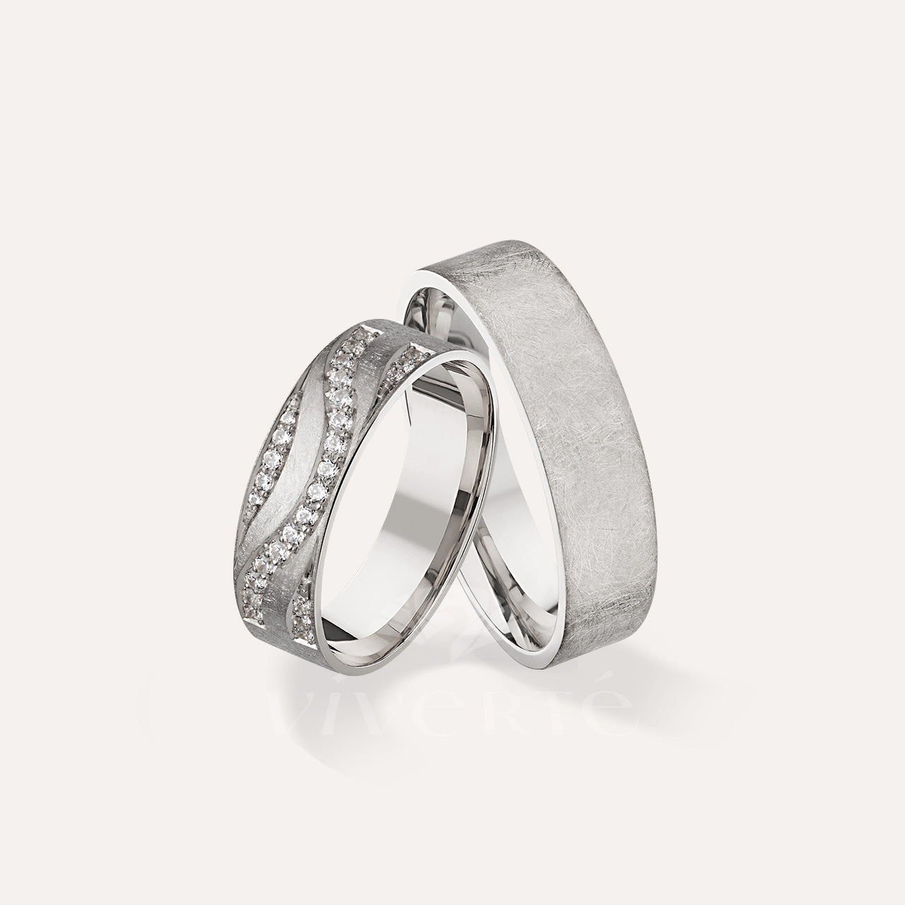 Brightwave karikagyűrű aranyból